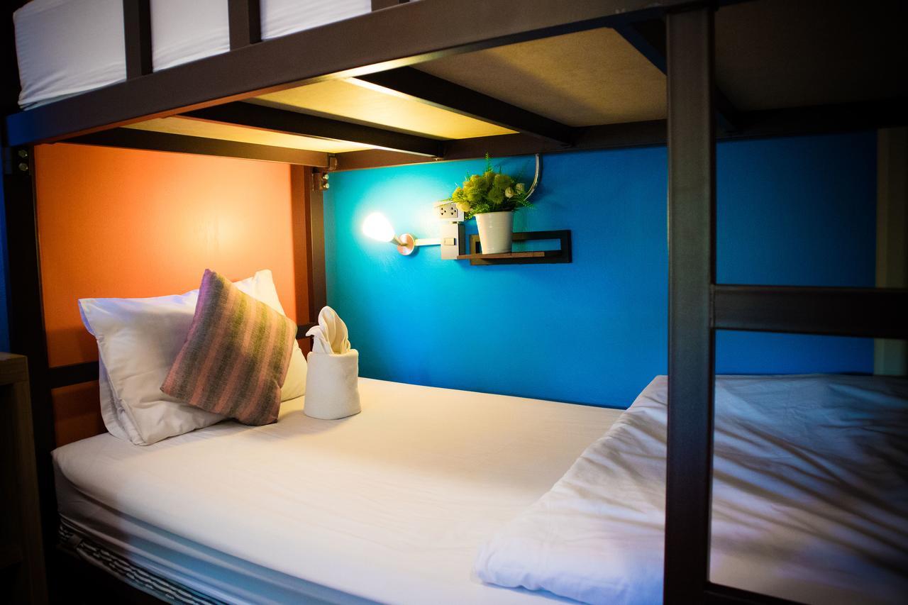 Tawan Bed Club Vandrarhem Chiang Mai Exteriör bild