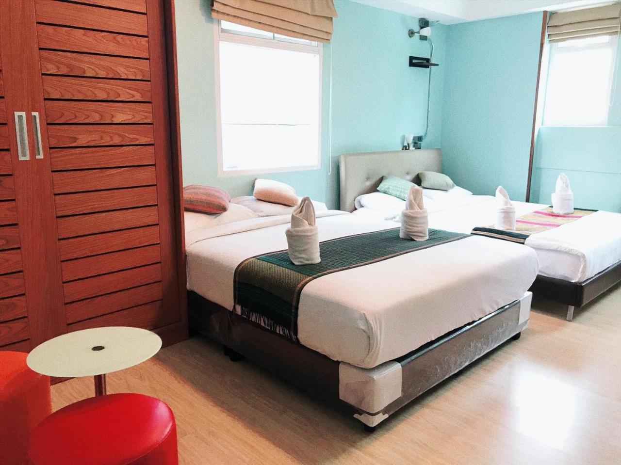 Tawan Bed Club Vandrarhem Chiang Mai Exteriör bild