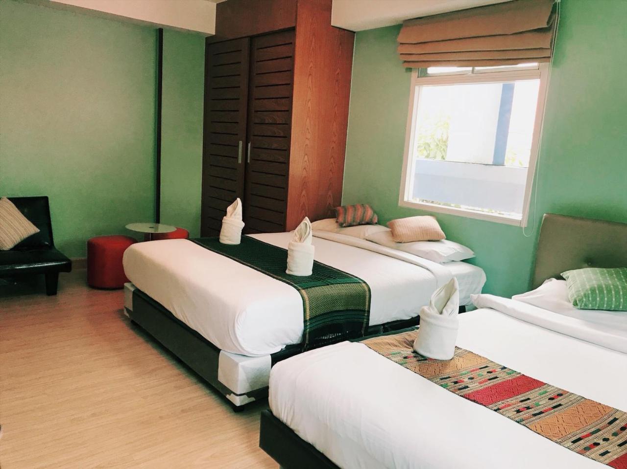 Tawan Bed Club Vandrarhem Chiang Mai Exteriör bild